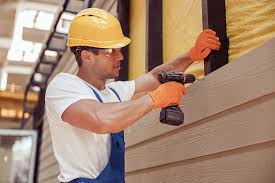 Best Vinyl Siding Installation  in Caledonia, MI